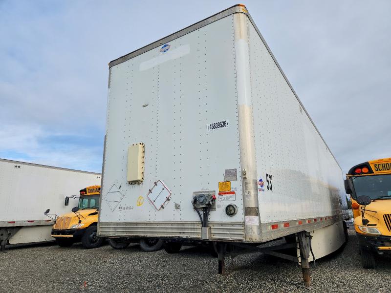 2015 Utility Vs2dx VIN 1UYVS2537FP089534 COPART salvage auction — NORMAL WEAR, TN - CERTIFICATE OF TITLE (P), sold $5,900 on 2026-08-25 (photo 2)