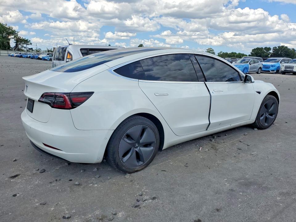 2019 Tesla Model 3 VIN 5YJ3E1EA7KF426584 COPART salvage auction — Rear End, IN - CERTIFICATE OF TITLE (P), sold $3,550 on 2026-06-30 (photo 3)