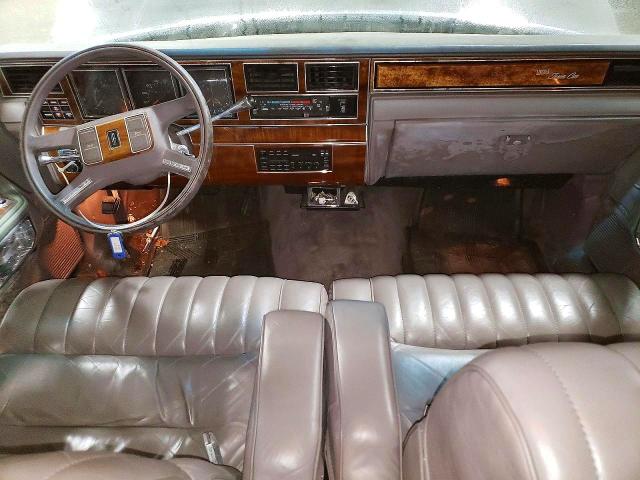 1989 Lincoln townhouse Towncar VIN 1LNBM81F6KY799832 COPART salvage auction — FRONT END, AK - BILL OF SALE- SALVAGE, sold $20 on 2026-07-28 (photo 8)