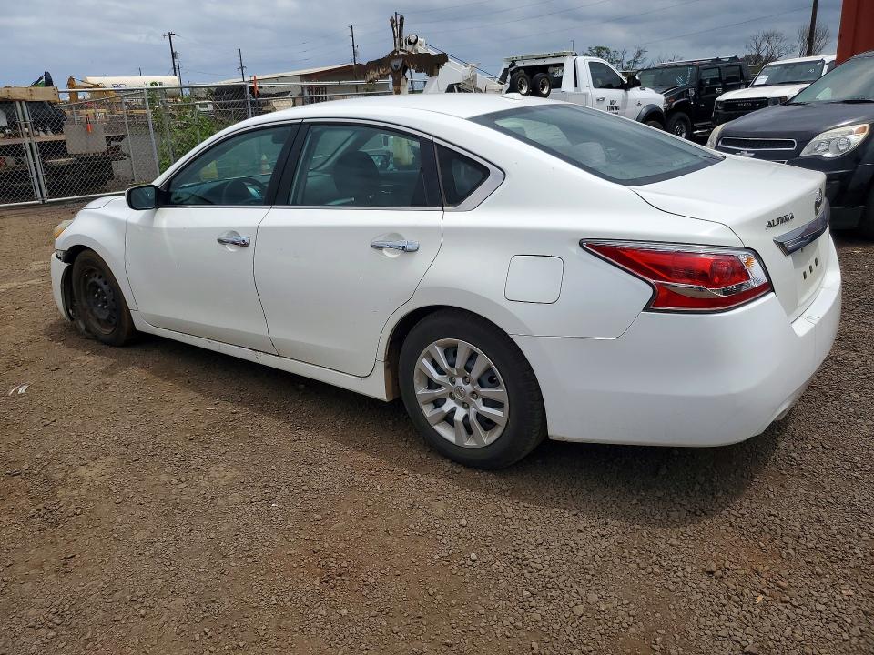 2015 Niss Altima VIN 1N4AL3AP1FN386082 COPART salvage auction — WATER/FLOOD, HI - CERTIFICATE OF SALVAGE, sold $1 on 2026-07-29 (photo 2)