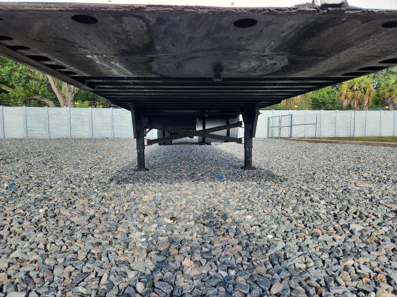 2016 Utility trailer Trailer VIN 1UYVS2530GM544503 COPART salvage auction — MINOR DENT/SCRATCHES, IL - CERTIFICATE OF TITLE, sold $14,500 on 2026-08-03 (photo 5)