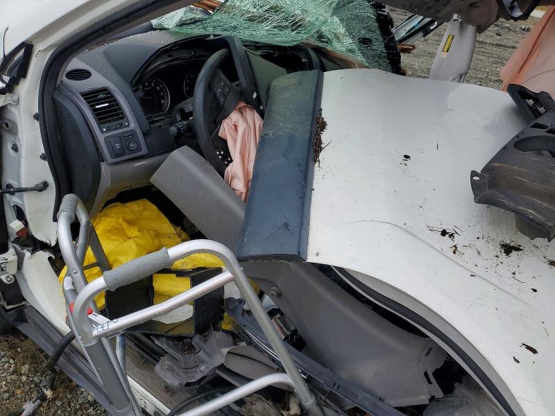 2008 Honda Crv VIN JHLRE385X8C044210 COPART salvage auction — ROLLOVER, Ca - Salvage Certificate, sold $100 on 2026-07-14 (photo 8)