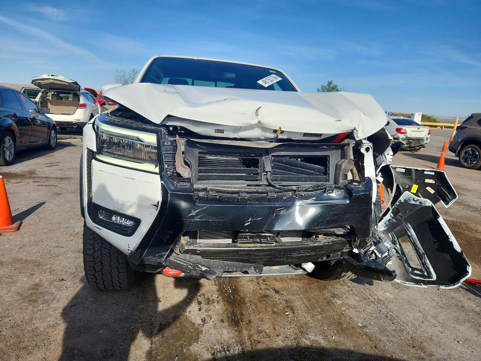 2025 Nissan Frontier VIN 1N6ED1EK5SN625426 COPART salvage auction — FRONT END, NM - CERT OF TITLE-SALVAGE, sold $13,400 on 2026-07-09 (photo 5)