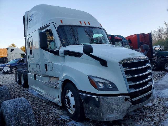 2022 Freightliner All other VIN 3AKJHHDR9NSNJ2413 COPART salvage auction — SIDE, IN - CERTIFICATE OF TITLE (P), sold $17,000 on 2026-07-30 (photo 1)