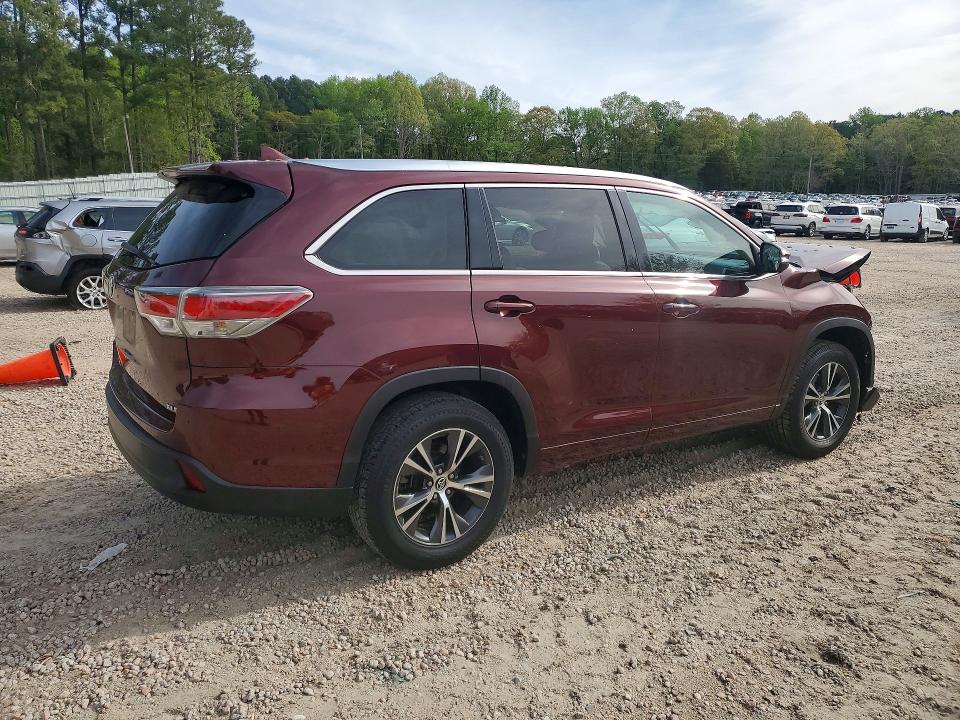 2016 Toyota Highlander VIN 5TDKKRFH3GS125778 COPART salvage auction — FRONT END, NC - SALVAGE CERTIFICATE OF TITLE, sold $5,700 on 2026-07-31 (photo 3)