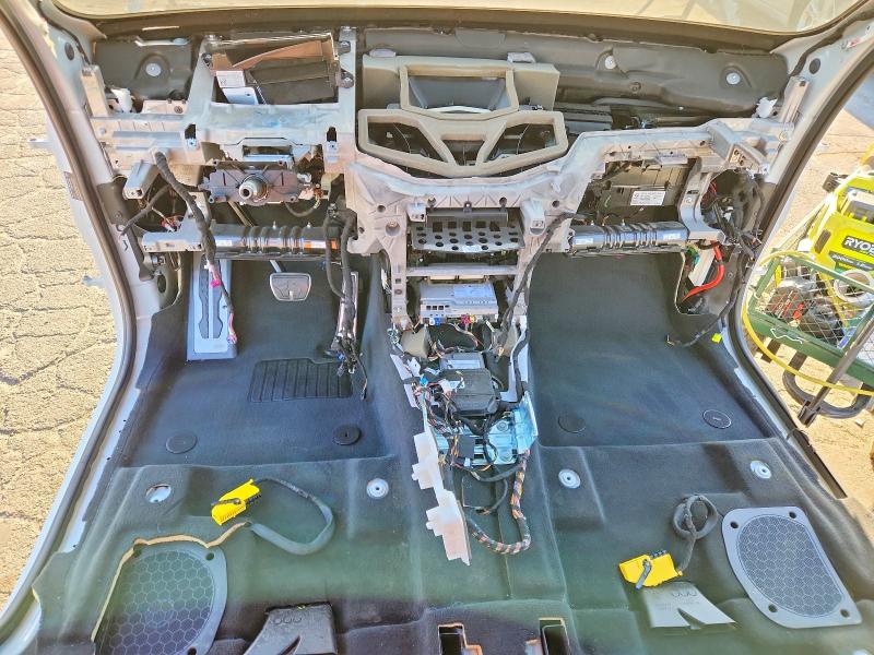2024 BMW X5 VIN 5UX23EU07R9T10337 COPART salvage auction — STRIPPED, CA - CERTIFICATE OF TITLE, sold $13,600 on 2026-07-07 (photo 8)