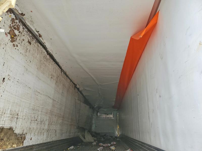 2023 Utility trailer Dry van VIN 1UYVS2530P6771307 COPART salvage auction — ROLLOVER, FL - CERTIFICATE OF DESTRUCTION, sold $1,200 on 2026-07-30 (photo 6)
