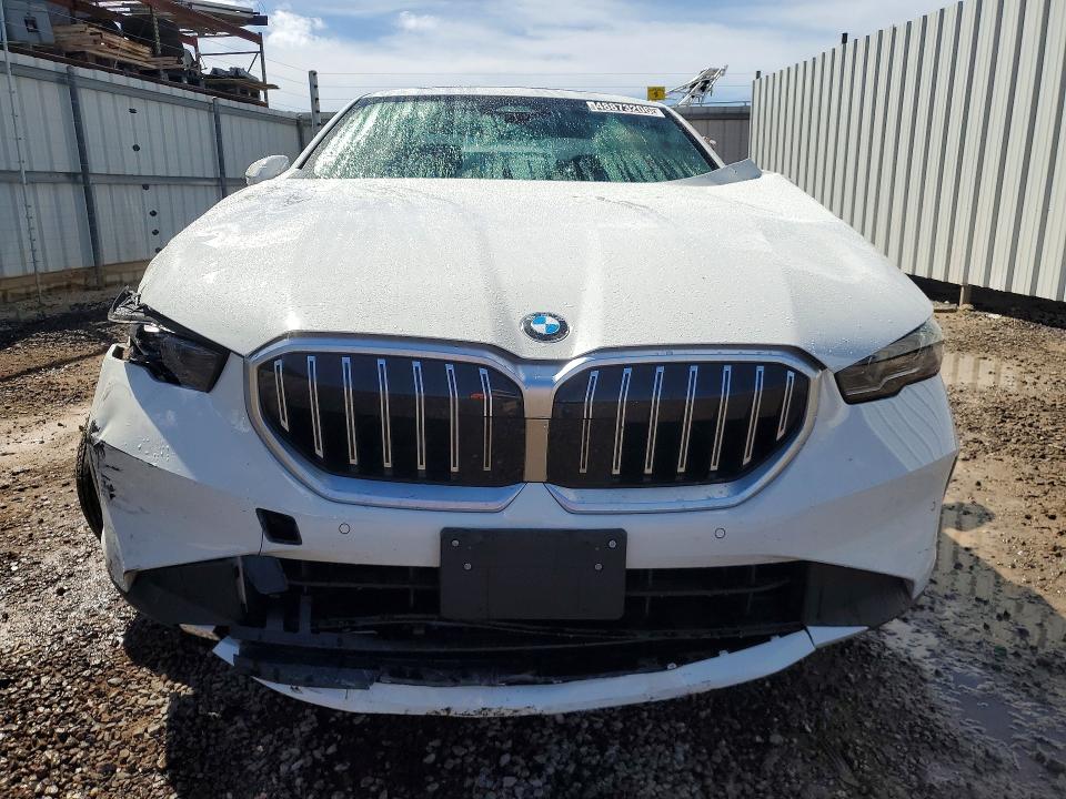 2026 BMW 5 series VIN WBA43FJ01TCV64041 COPART salvage auction — FRONT END, SC, sold $11,300 on 2026-07-20 (photo 5)