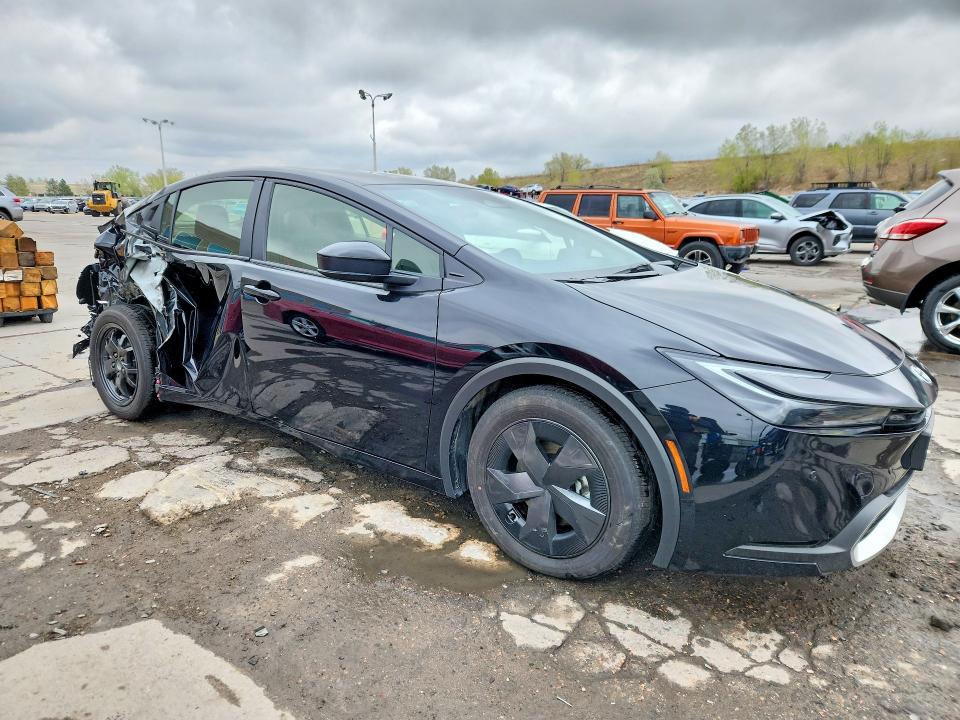 2026 Toyota Prius VIN JTDACACU4T3061774 COPART salvage auction — REAR END, Co - Salvage Title, sold $9,500 on 2026-07-27 (photo 4)