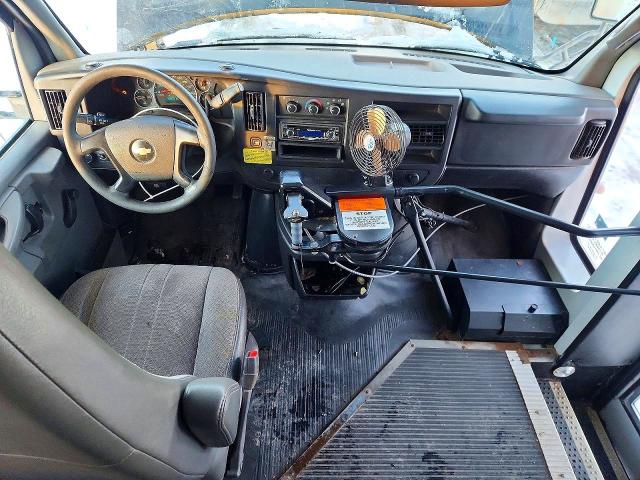 2010 Chev Express VIN 1GB6G2AG0A1165267 COPART salvage auction — NORMAL WEAR, AB - BOS - ACTIVE, sold $1,800 on 2026-07-22 (photo 8)
