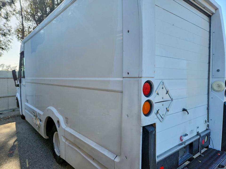 2016 Isuzu Npr VIN JALB4T179G7W01238 COPART salvage auction — MECHANICAL, Ca - Dis/Dlr/Exp Only Clean Title, sold $2,391 on 2026-07-27 (photo 2)