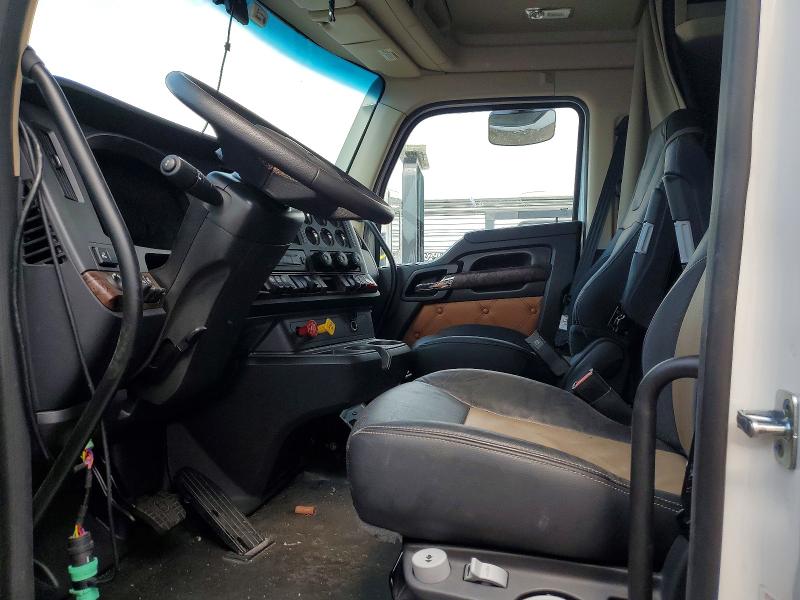 2026 Kenworth All other VIN 1XKYD49X8TJ201937 COPART salvage auction — FRONT END, IL - SALVAGE CERTIFICATE (P), sold $6,700 on 2026-07-28 (photo 5)