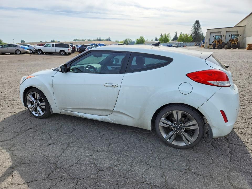 2013 Hyundai Veloster VIN KMHTC6AD7DU085356 COPART salvage auction — REAR END, Or - Salvage Title Certificate, sold $1,300 on 2026-07-06 (photo 2)