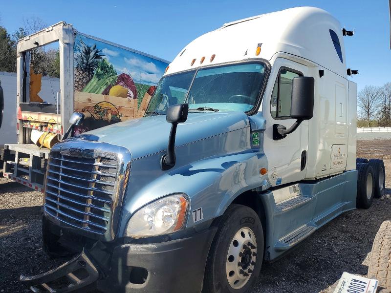 2014 Freightliner All other VIN 3AKJGLD55ESFH3338 COPART salvage auction — ROLLOVER, OH - CERT OF TITLE-SALVAGE (P), sold $125 on 2026-08-27 (photo 2)