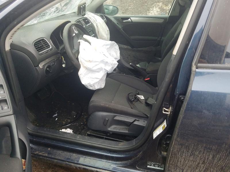 2013 Volkswagen Golf VIN WVWDA7AJ4DW125858 COPART salvage auction — FRONT END, Qc - Irrecuperable, sold $125 on 2026-07-14 (photo 7)