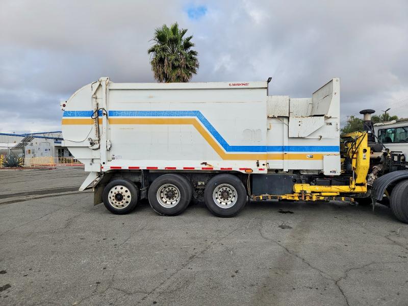 2013 Autocar All other VIN 5VCACRLE2DH215025 COPART salvage auction — NORMAL WEAR, CA - DIS/DLR/EXP ONLY CLEAN TITLE, sold $750 on 2026-07-17 (photo 6)