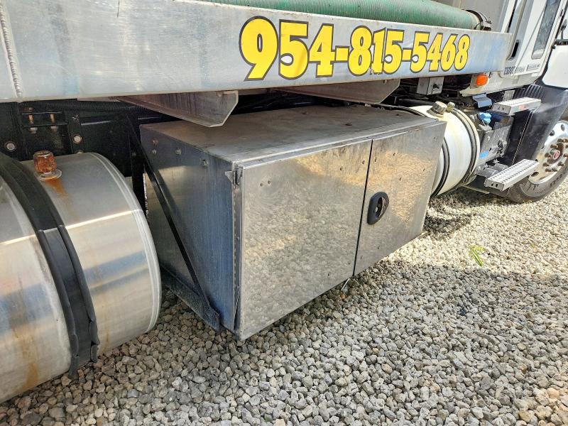 2024 Mack Md VIN 1M2MDBAB3RS073717 COPART salvage auction — ROLLOVER, FL - CERT OF TITLE SLVG REBUILDABLE, sold $2,200 on 2026-07-14 (photo 6)