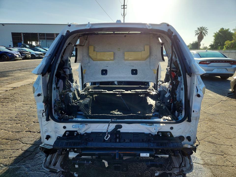 2024 BMW X5 VIN 5UX23EU07R9T10337 COPART salvage auction — STRIPPED, CA - CERTIFICATE OF TITLE, sold $13,600 on 2026-07-07 (photo 6)