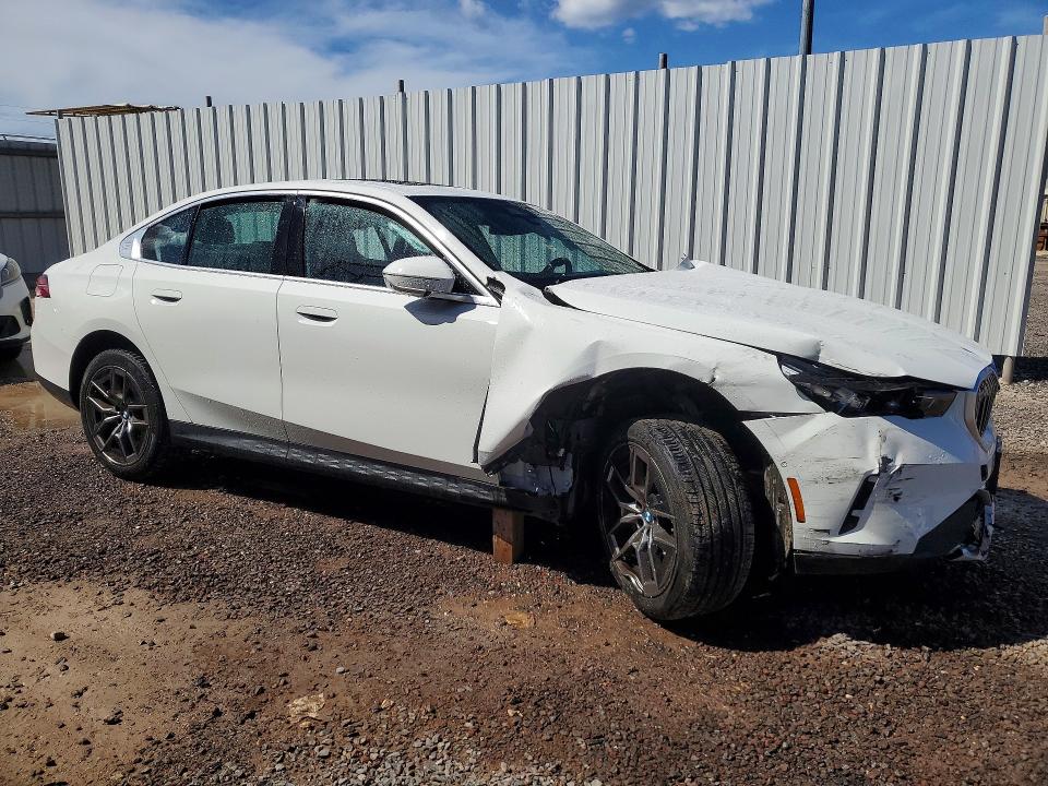 2026 BMW 5 series VIN WBA43FJ01TCV64041 COPART salvage auction — FRONT END, SC, sold $11,300 on 2026-07-20 (photo 4)