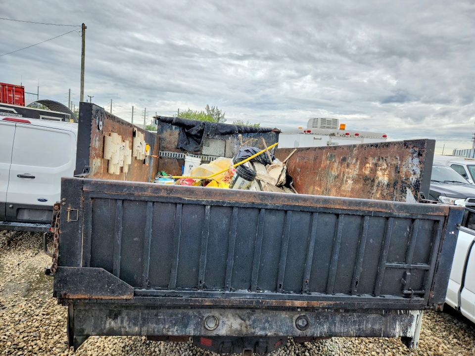 2004 Hino All other VIN JHBFB4JE041S11163 COPART salvage auction — SIDE, RB, sold $925 on 2026-07-07 (photo 6)