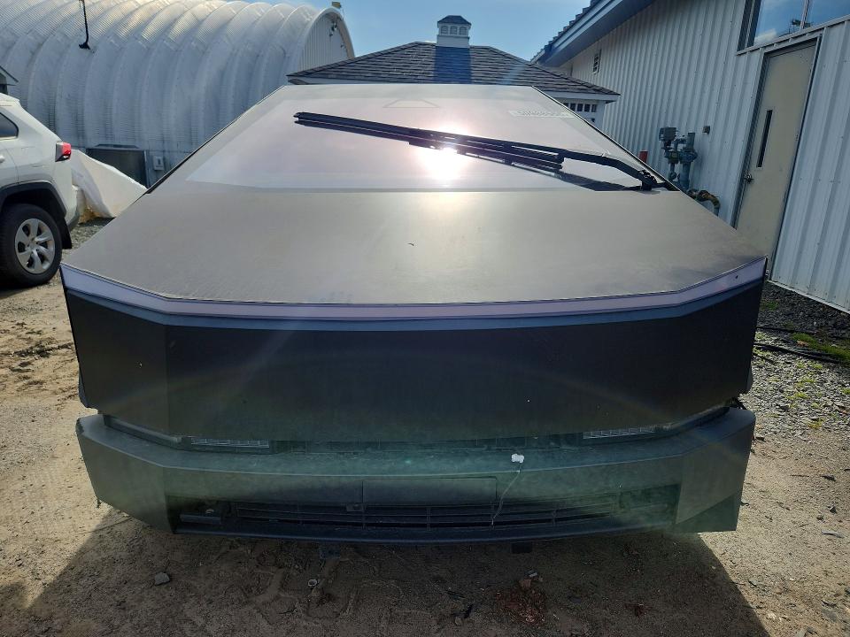2024 Tesla Cybertruck VIN 7G2CEHED1RA001322 COPART salvage auction — REAR END, Tx - Salvage Vehicle Title (P), sold $41,750 on 2026-07-27 (photo 5)