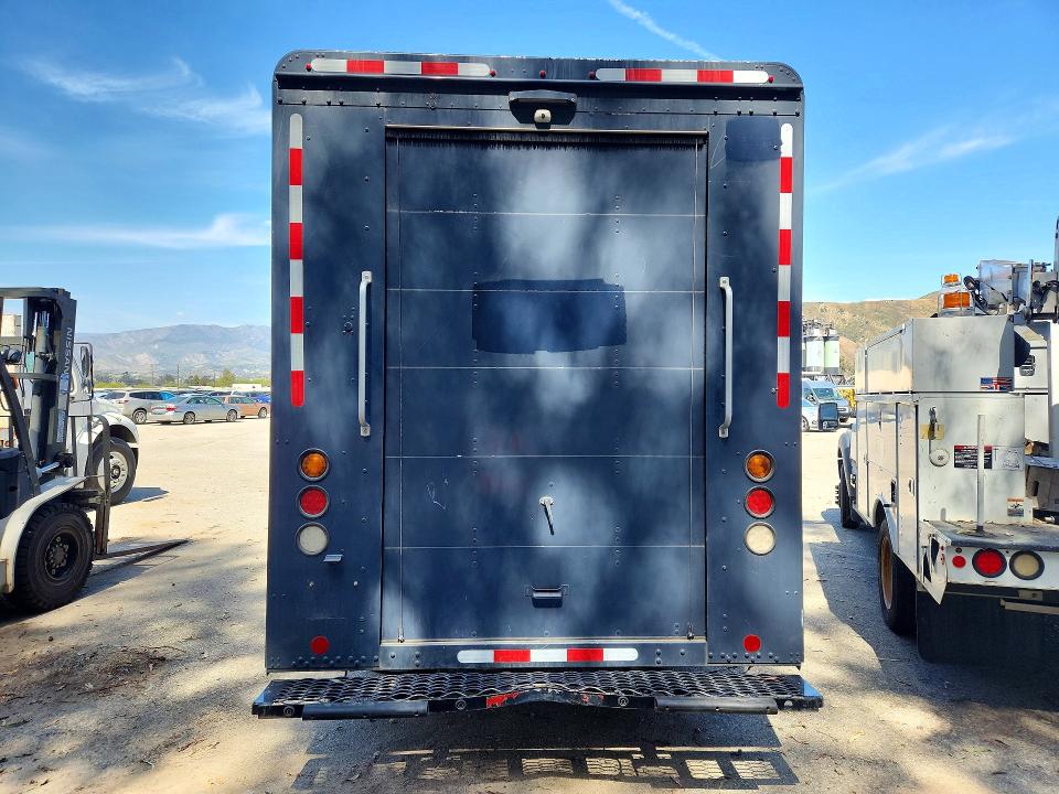 2020 Freightliner All other VIN 4UZAC2EA1LCLZ7063 COPART salvage auction — MINOR DENT/SCRATCHES, CA - CERTIFICATE OF TITLE, sold $22,000 on 2026-07-27 (photo 6)