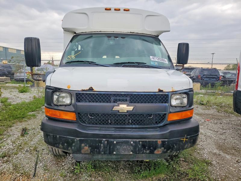 2012 Chev Express VIN 1GB0G2BA9C1175895 COPART salvage auction — NORMAL WEAR, IL - CERTIFICATE OF TITLE, sold $2,500 on 2026-07-27 (photo 9)