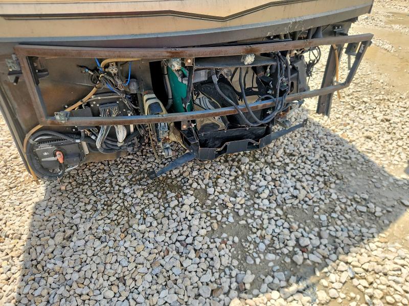 2010 Spartan All other VIN 4VZAU1C90AC071612 COPART salvage auction — FRONT END, SV, sold $32,250 on 2026-07-23 (photo 9)