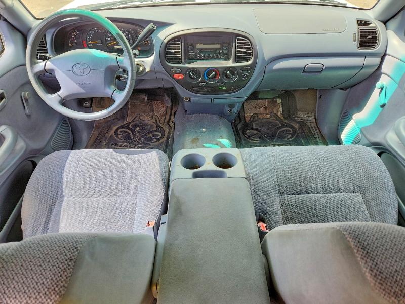 2000 Toyota Tundra VIN 5TBBT4415YS122431 COPART salvage auction — MINOR DENT/SCRATCHES, Mi - Dealer Only Clean Title, sold $675 on 2026-07-07 (photo 8)