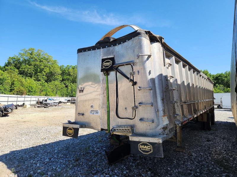 2016 Mac trailer VIN 5MADN4023HC041060 COPART salvage auction — ROLLOVER, BS, sold $2,500 on 2026-07-07 (photo 2)