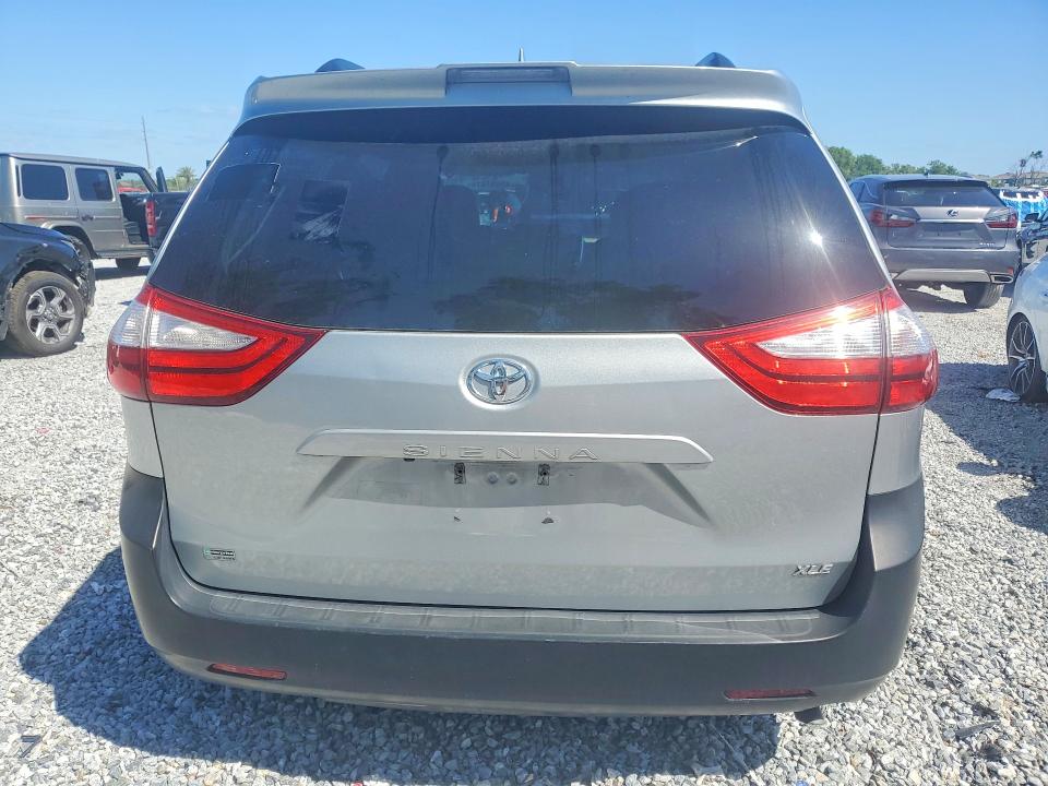 2019 Toyota Sienna VIN 5TDYZ3DC4KS993128 COPART salvage auction — MINOR DENT/SCRATCHES, Fl - Certificate Of Title (P), sold $7,400 on 2026-07-09 (photo 6)