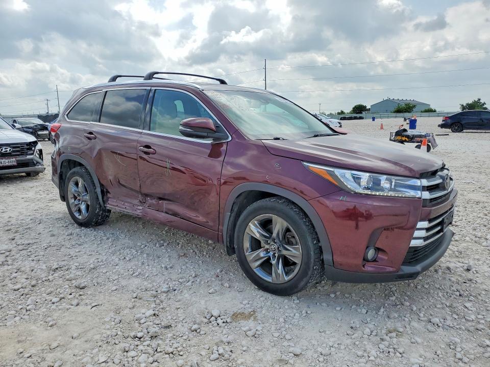 2017 Toyota Highlander VIN 5TDDZRFH6HS435932 COPART salvage auction — SIDE, TX - SALVAGE VEHICLE TITLE, sold $4,050 on 2026-07-30 (photo 4)