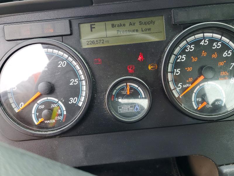 2018 Freigliner All other VIN 1FUBGAD95JLJS1005 COPART salvage auction — SIDE, AL - CERTIFICATE OF TITLE, sold $7,000 on 2026-07-28 (photo 8)