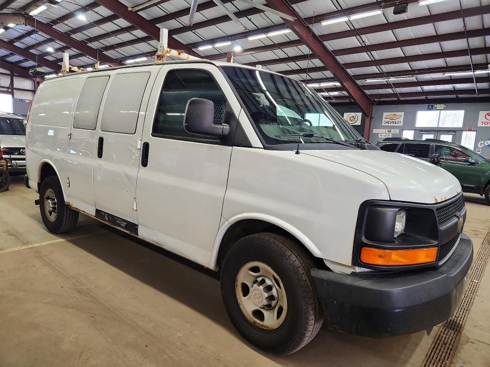 2014 Chev Express VIN 1GCWGFCA4E1123119 COPART salvage auction — SIDE, CT, sold $1,200 on 2026-07-30 (photo 4)