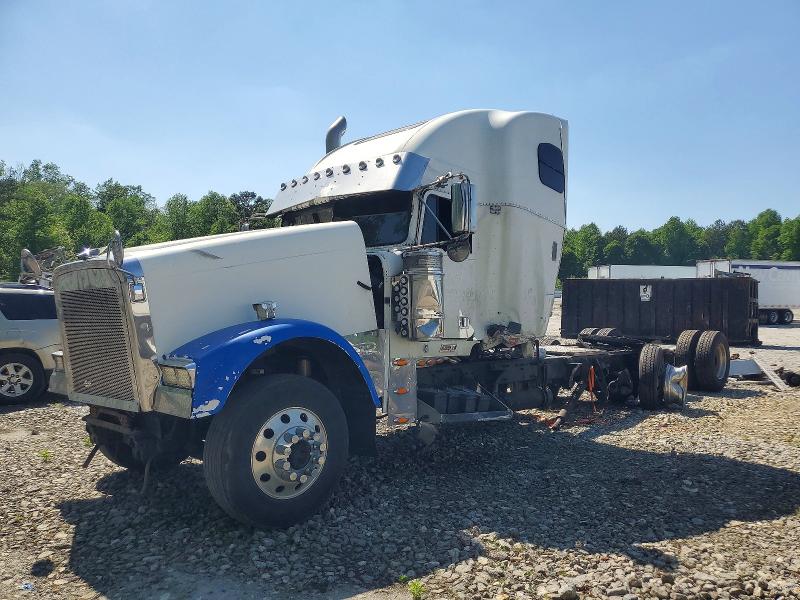 2005 Freightliner All models VIN 1FUJAPAV15DU99016 COPART salvage auction — ALL OVER, ST, sold $3,050 on 2026-07-06 (photo 2)