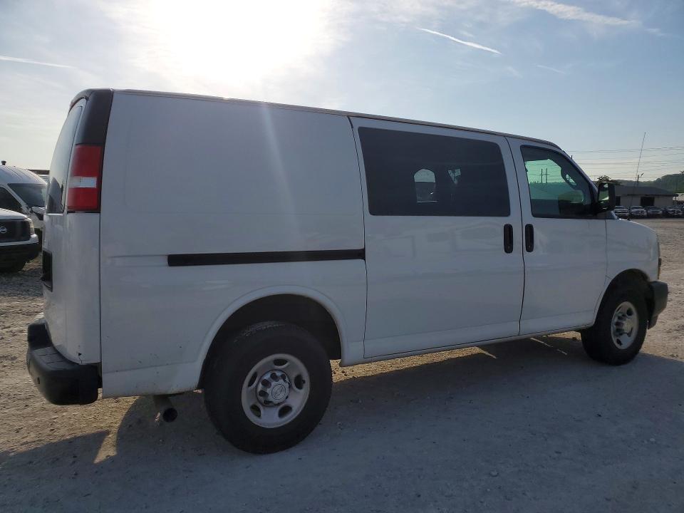 2019 Chev Express VIN 1GCWGAFP2K1367866 COPART salvage auction — REAR END, CT, sold $300 on 2026-07-16 (photo 3)