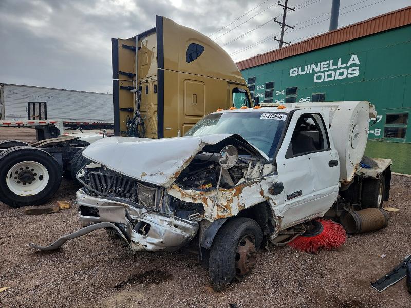 2000 Dodg Ram 3500 VIN 3B6MC3663YM201717 COPART salvage auction — FRONT END, CO - SALVAGE TITLE, sold $400 on 2026-07-29 (photo 2)