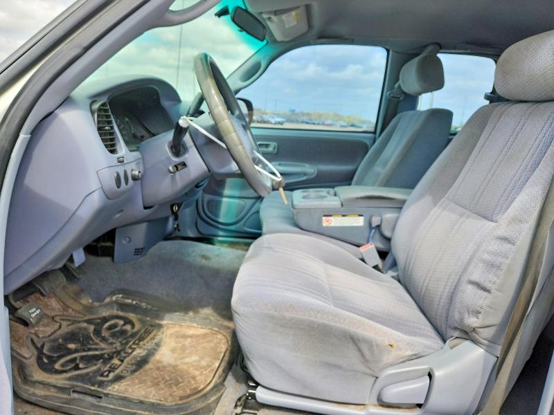 2000 Toyota Tundra VIN 5TBBT4415YS122431 COPART salvage auction — MINOR DENT/SCRATCHES, Mi - Dealer Only Clean Title, sold $675 on 2026-07-07 (photo 7)