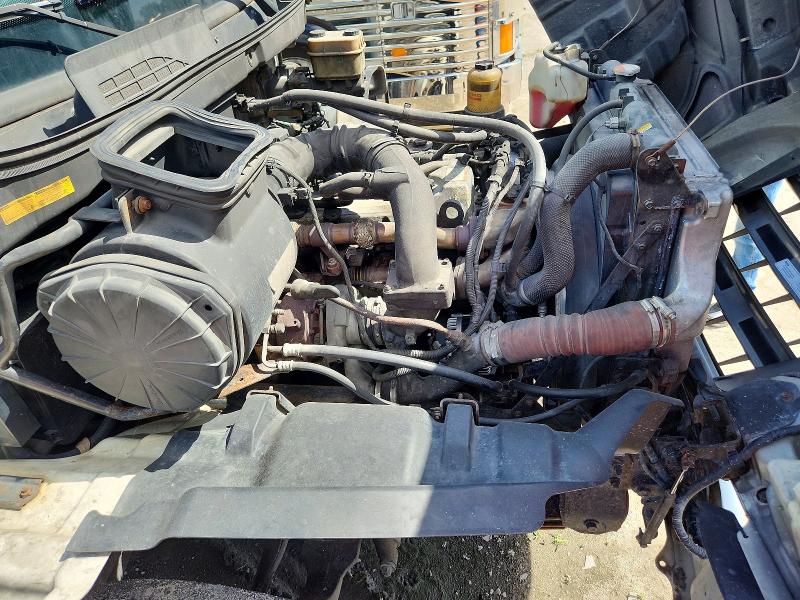 2013 Hino All other VIN 5PVNE8JP2D4S50596 COPART salvage auction — MINOR DENT/SCRATCHES, CT, sold $10 on 2026-07-28 (photo 7)