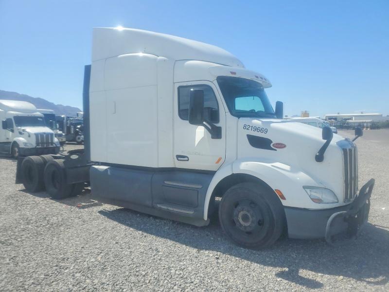 2019 Peterbilt All models VIN 1XPBDP9X7KD601311 COPART salvage auction — MINOR DENT/SCRATCHES, NV - CERTIFICATE OF TITLE, sold $15,300 on 2026-07-27 (photo 1)