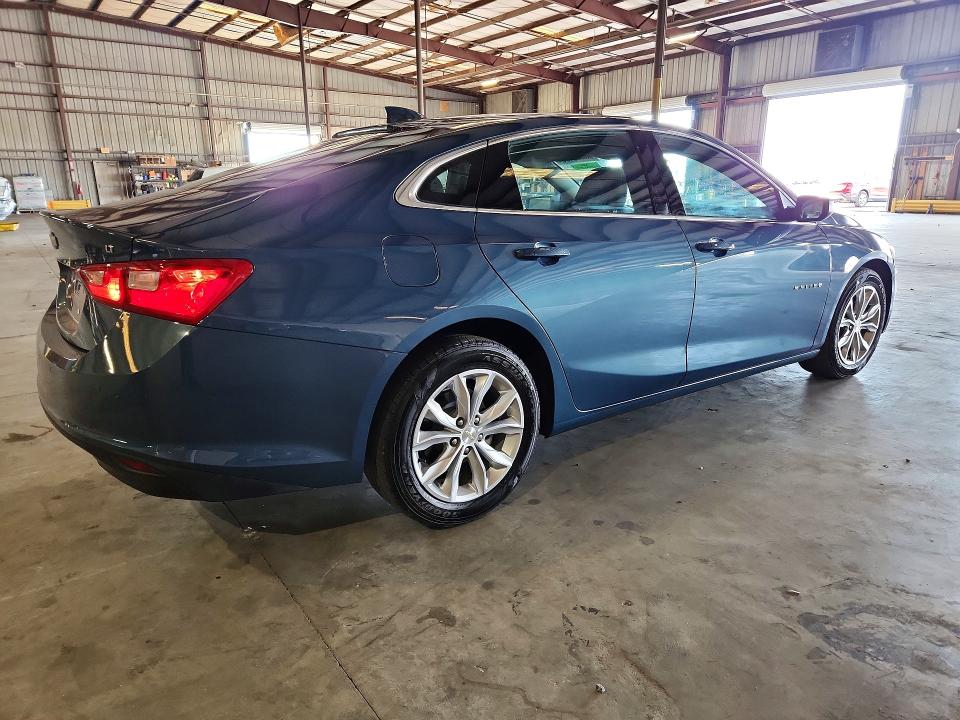 2025 Chevrolet Malibu VIN 1G1ZD5ST4SF119646 COPART salvage auction — MINOR DENT/SCRATCHES, Fl - Certificate Of Title, sold $10,200 on 2026-07-27 (photo 3)