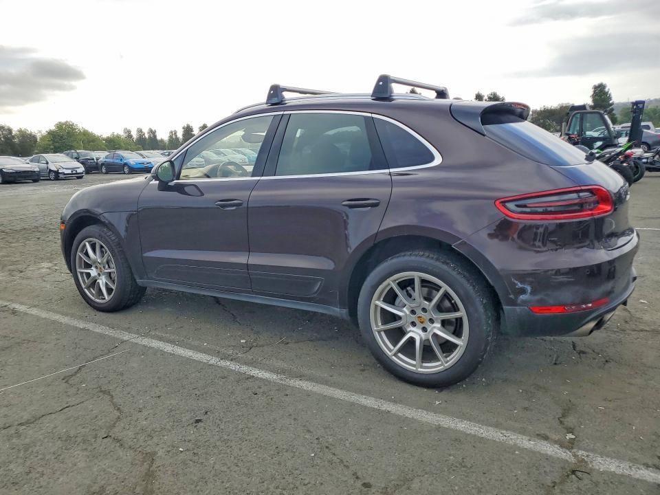 2017 Porsche Macan VIN WP1AB2A51HLB13257 COPART salvage auction — MINOR DENT/SCRATCHES, Az - Dis/Dlr/Exp Only Clean Title, sold $3,300 on 2026-07-31 (photo 2)