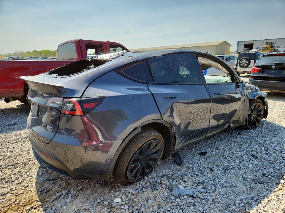 2021 Tesla Model y VIN 5YJYGDEE9MF077368 COPART salvage auction — ALL OVER, Tn - Cert Of Title-Rebuilt Vehicle (P), sold $3,500 on 2026-07-28 (photo 3)