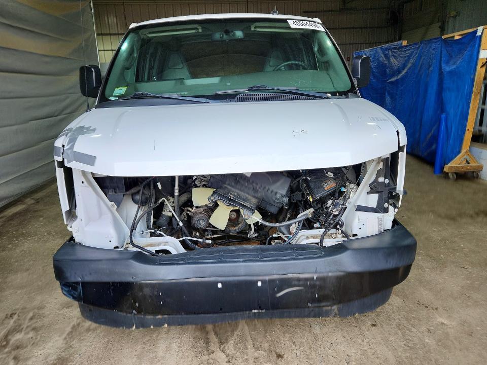 2019 Chev Express VIN 1GCWGBFP4K1204822 COPART salvage auction — NORMAL WEAR, MA - CERT OF TITLE-SALVAGE (P), sold $2,100 on 2026-07-09 (photo 5)