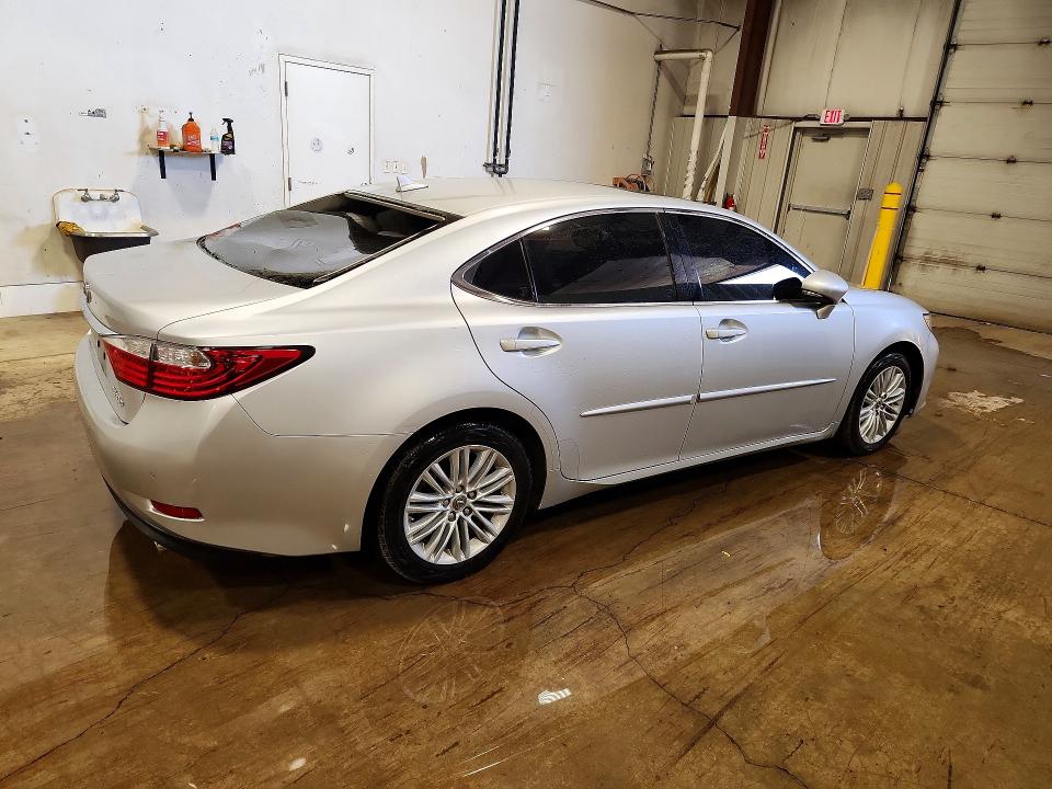 2014 Lexus ES350 VIN JTHBK1GG1E2132853 COPART salvage auction — ROOF, In - Certificate Of Title, sold $8,100 on 2026-07-02 (photo 3)