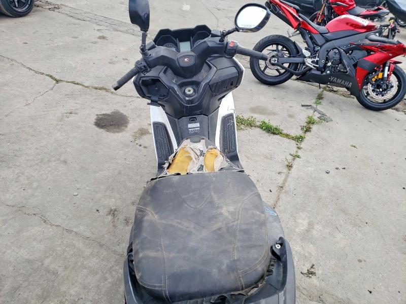 2021 Kymco usa inc X-town 300 VIN LC2W1M245MC100370 COPART salvage auction — FRONT END, SC, sold $175 on 2026-07-16 (photo 6)