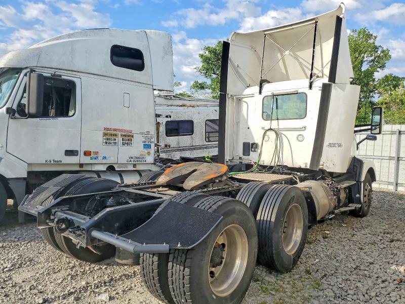 2022 Kenworth All other VIN 1XKYD49XXNJ479032 COPART salvage auction — ALL OVER, ST, sold $10,600 on 2026-07-09 (photo 4)