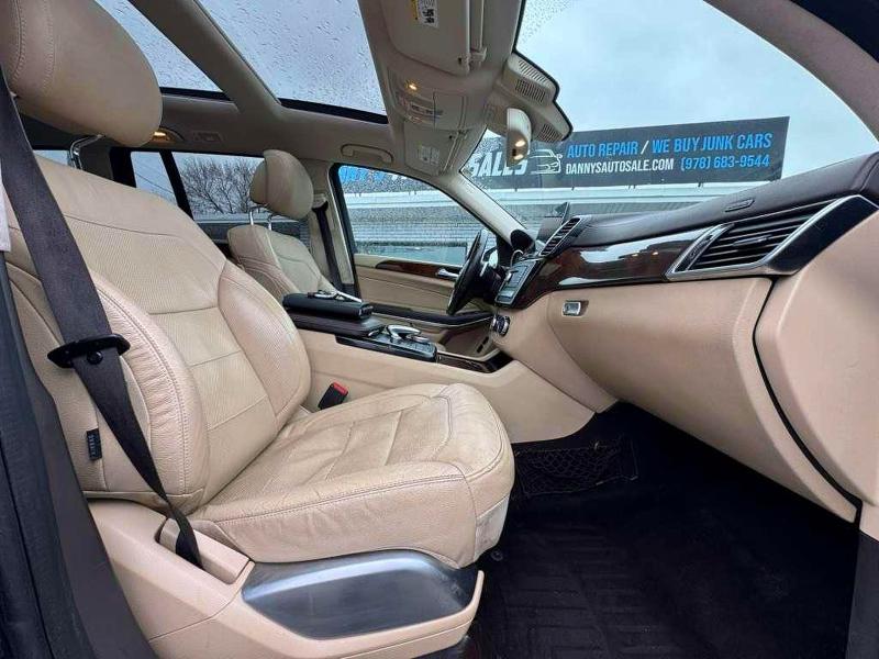 2018 Mercedes-benz Gls-class VIN 4JGDF7DE1JB117151 COPART salvage auction — Normal Wear, MT - CERTIFICATE OF TITLE (P), sold $10,600 on 2026-05-22 (photo 5)