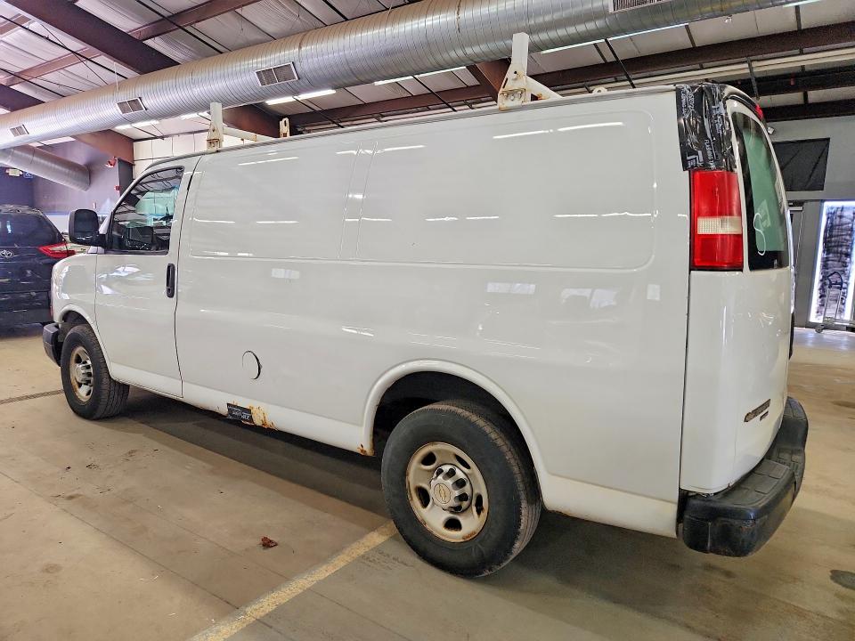 2014 Chev Express VIN 1GCWGFCA4E1123119 COPART salvage auction — SIDE, CT, sold $1,200 on 2026-07-30 (photo 2)