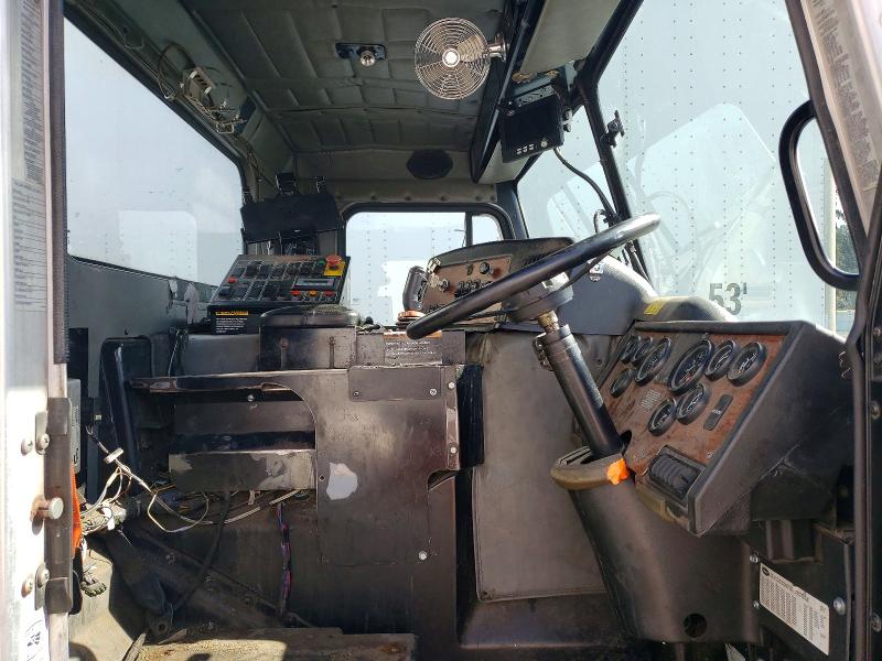 2009 Peterbilt All other VIN 3BPZL50X19F719300 COPART salvage auction — MECHANICAL, FL - CERTIFICATE OF DESTRUCTION, sold $1,000 on 2026-07-31 (photo 5)